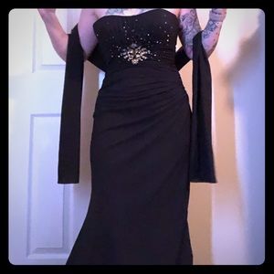 Formal gown Alyce Paris Designs